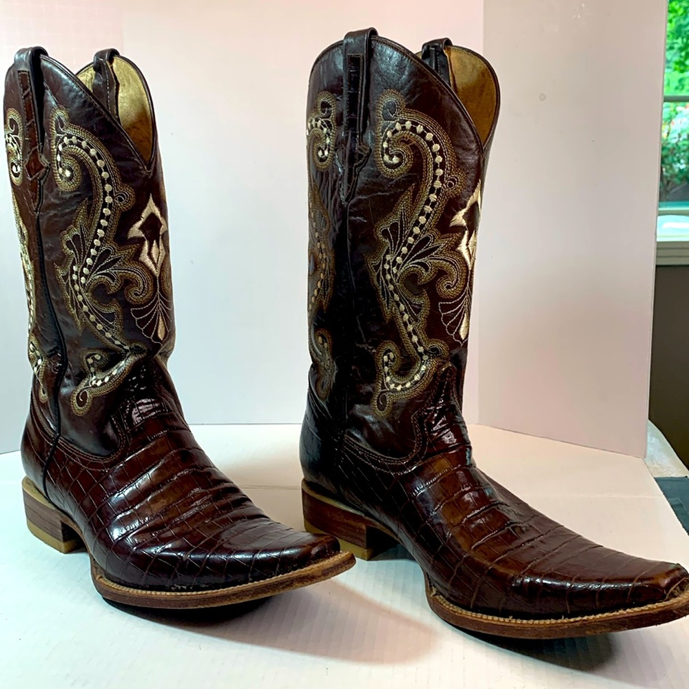 Tres García boots for men’s size 10